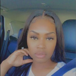 Meet your Posher, Alexus